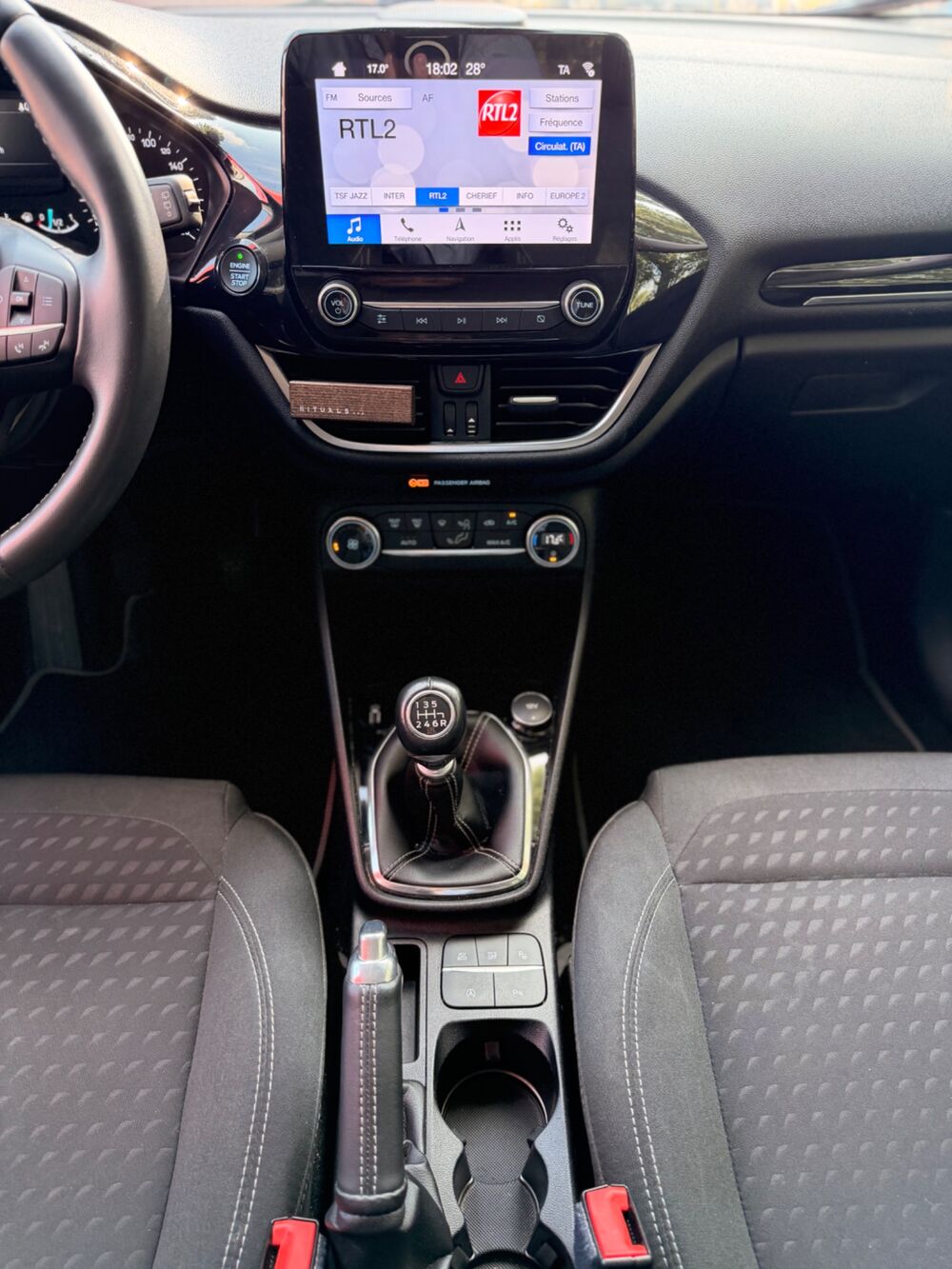 Fiesta 1.5 TDCI 85Ch TITANIUM - CAMERA DE RECUL - CARPLAY - CLIMATI 2019 occasion 76150 Saint-Jean-du-Cardonnay
