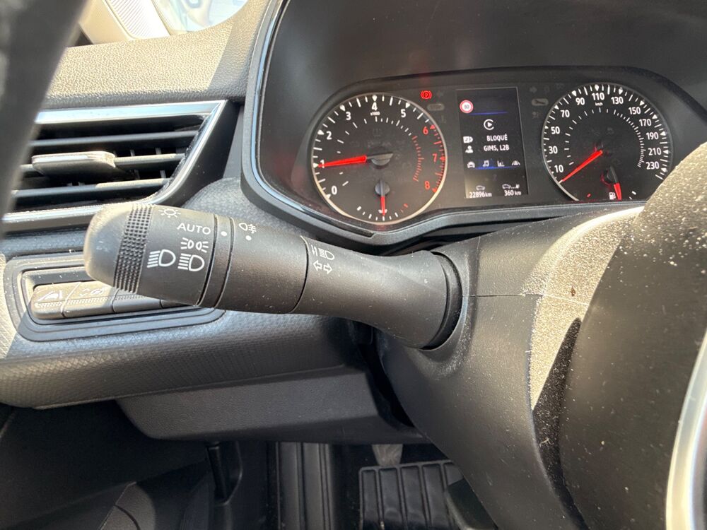 Clio 1.0 TCE 90CH EVOLUTION - 1er main - APPLE CARPLAY 2023 occasion 26000 Valence
