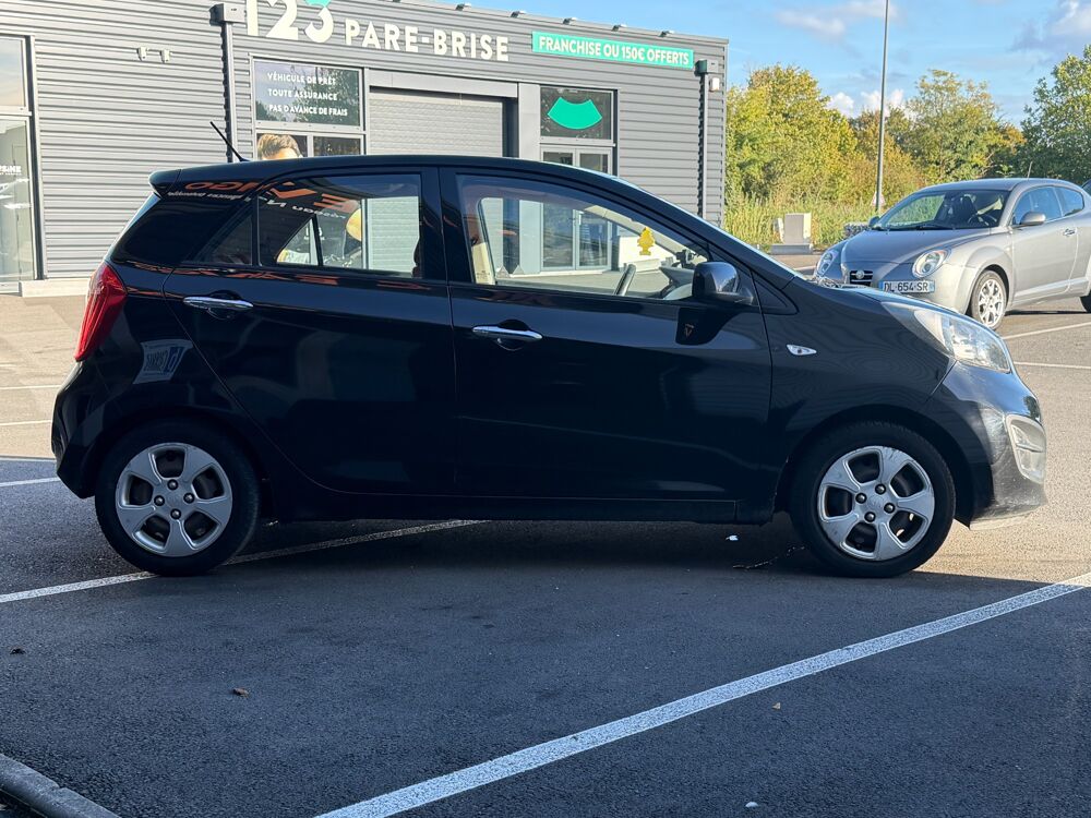 Picanto 1.0 70ch STYLE 2012 occasion 17100 Saintes