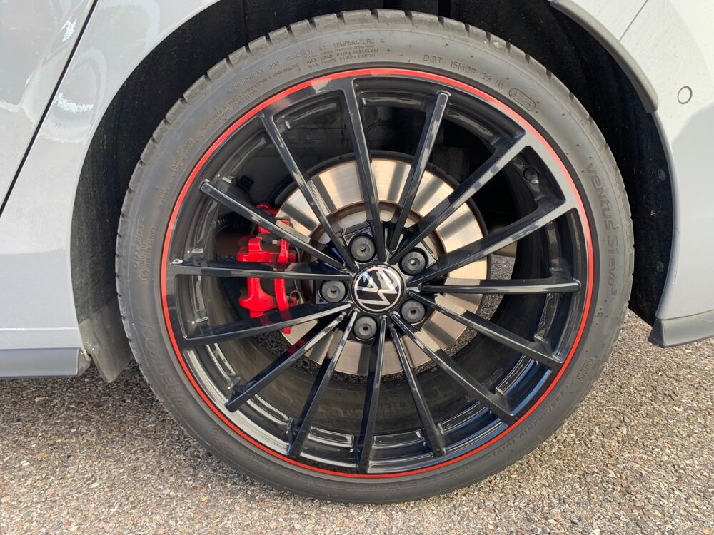 Golf GTI CS EDITION 45 2.0 TSI 300ch BLUEMOTION 4MOTION BVA 2022 occasion 69420 Ampuis