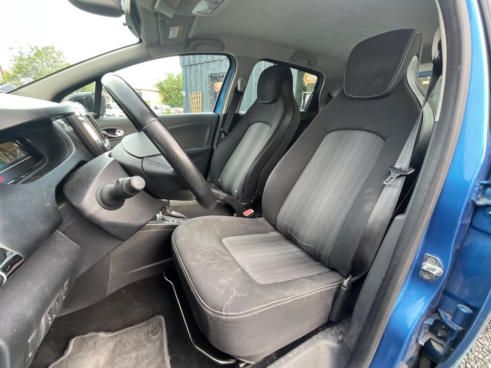 Zo&eacute; R90 ZE 90cv 40KWH CHARGE-NORMALE ZEN ENTRETIEN COMPLET RENAU 2018 occasion 17000 La Rochelle