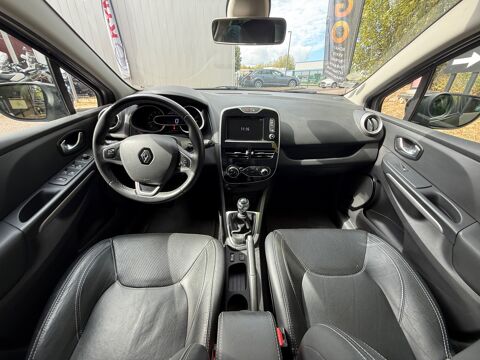 Clio 1.5 DCI ICONIC 90CH - CAMERA DE RECUL-SIEGES CHAUFFANT-CLIMA 2016 occasion 76150 Saint-Jean-du-Cardonnay