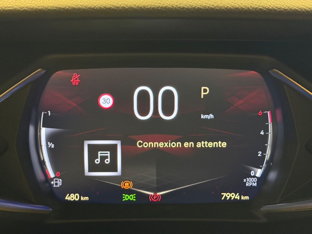DS3 1.5 BLUEHDI 130 Ch ETOILE BVA SIEGES CHAUFFANTS/ CARPLAY SAN 2024 occasion 24750 Tr&eacute;lissac