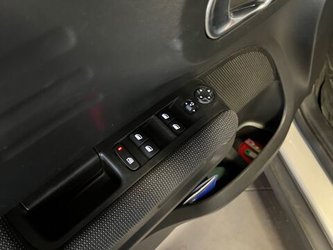 C3 Aircross 1.2 PURETECH 110 SHINE EAT BVA // ENTRETIEN COMPLET // AFFIC 2019 occasion 44300 Nantes