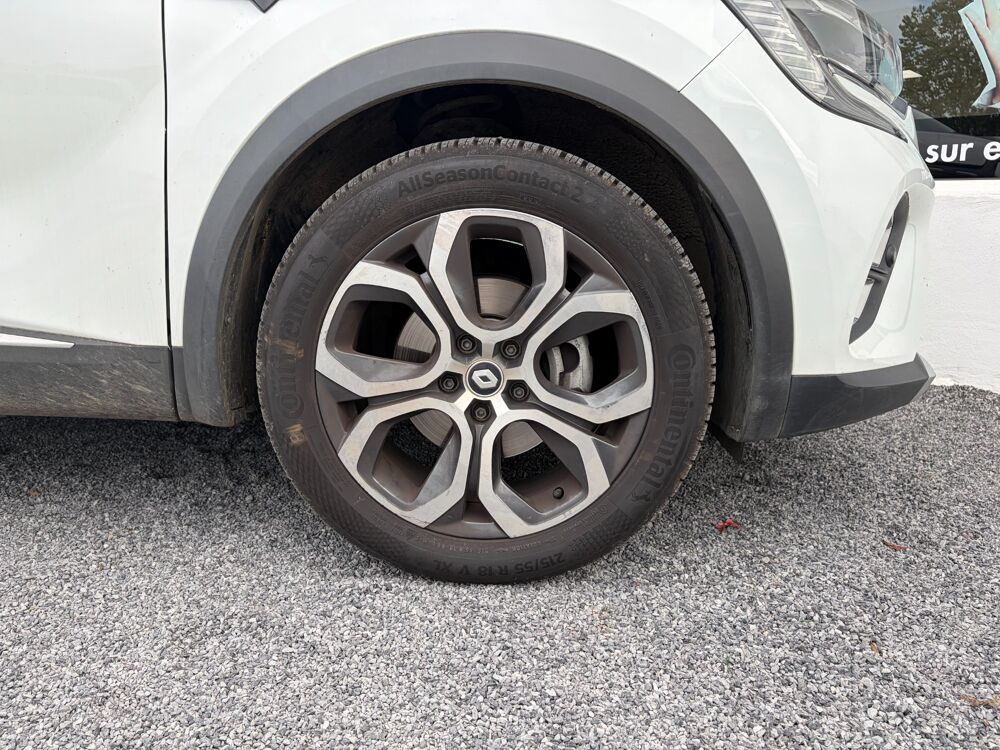 Captur 1.6 E-Tech full hybrid 145ch Techno / Entretien Constructeur 2022 occasion 64122 Urrugne