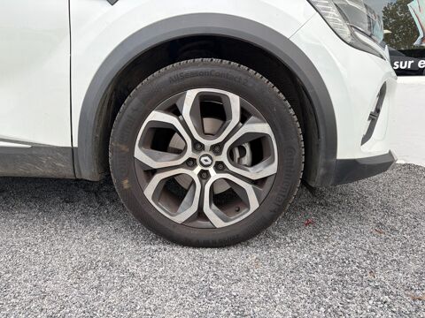 Captur 1.6 E-Tech full hybrid 145ch Techno / Entretien Constructeur 2022 occasion 64122 Urrugne