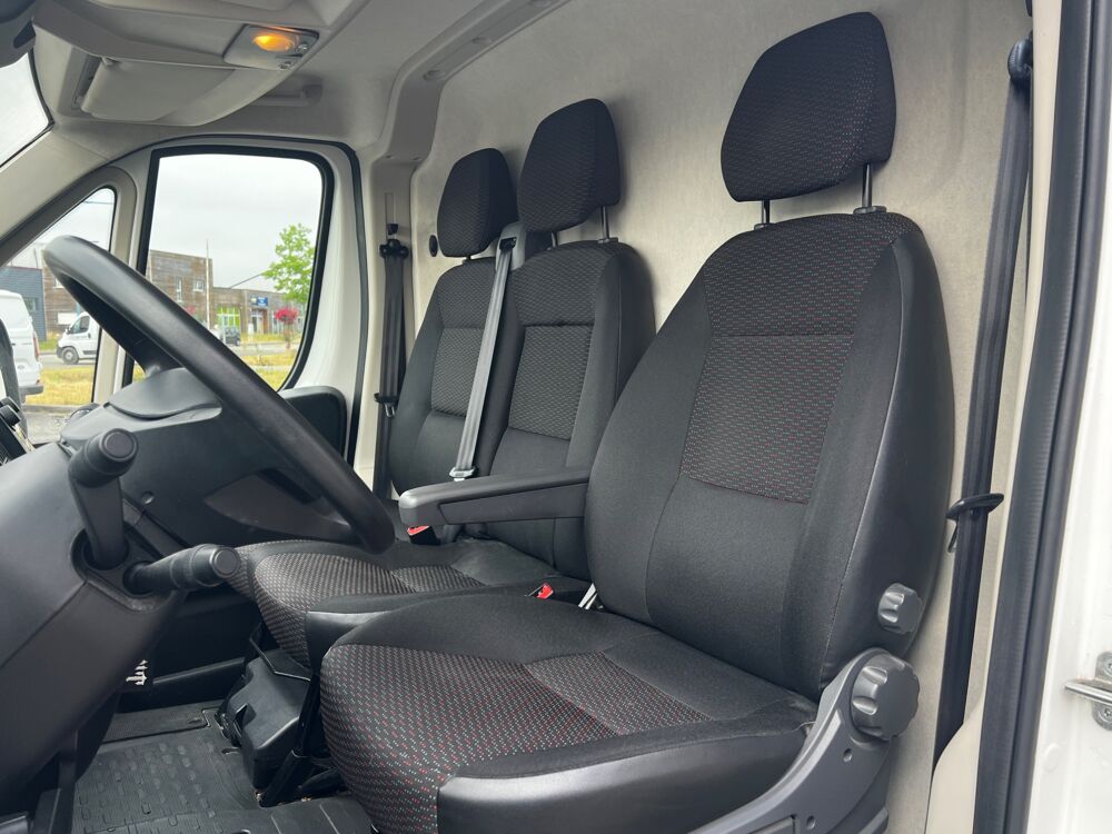 Boxer FOURGON 330 2.2 HDI 140 CH L1H1 ACTIVE START-STOP 2020 occasion 47000 Agen