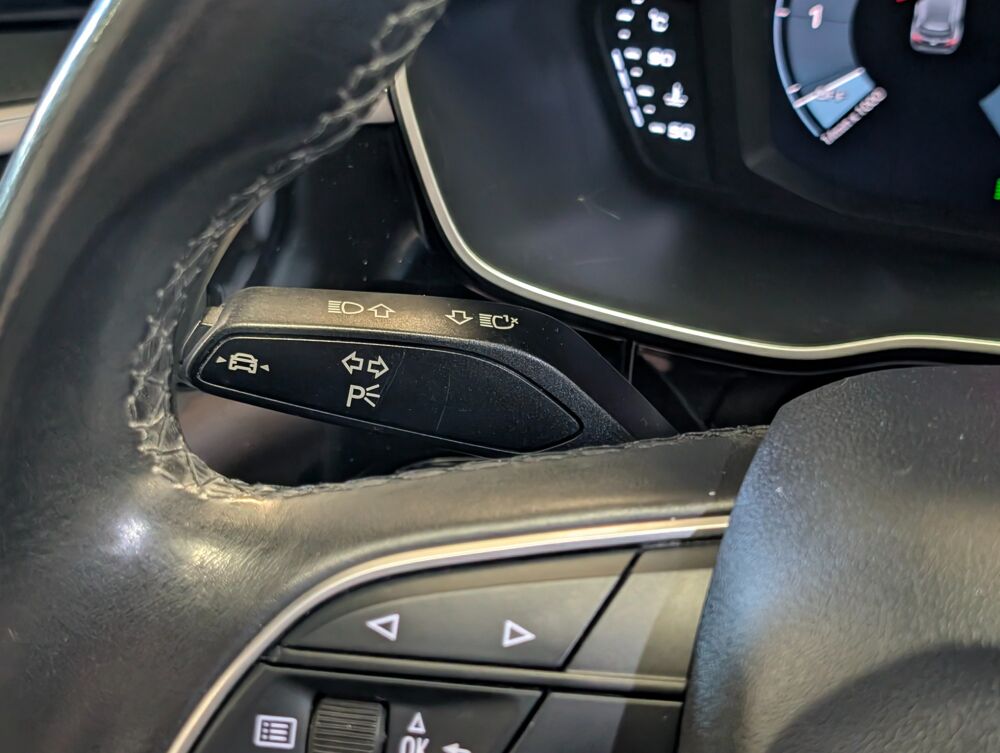 Q3 35 TFSI 150CV DESIGN - TOIT OUVRANT - CARPLAY - COFFRE ELECT 2021 occasion 69400 Arnas