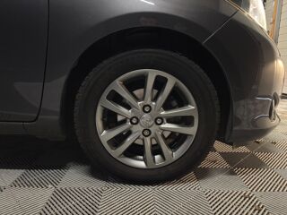 Yaris 1.3 VVTI 100ch DYNAMIC BVM REGULATEUR DE VITESSE/ CAMERA DE 2014 occasion 78125 Gazeran