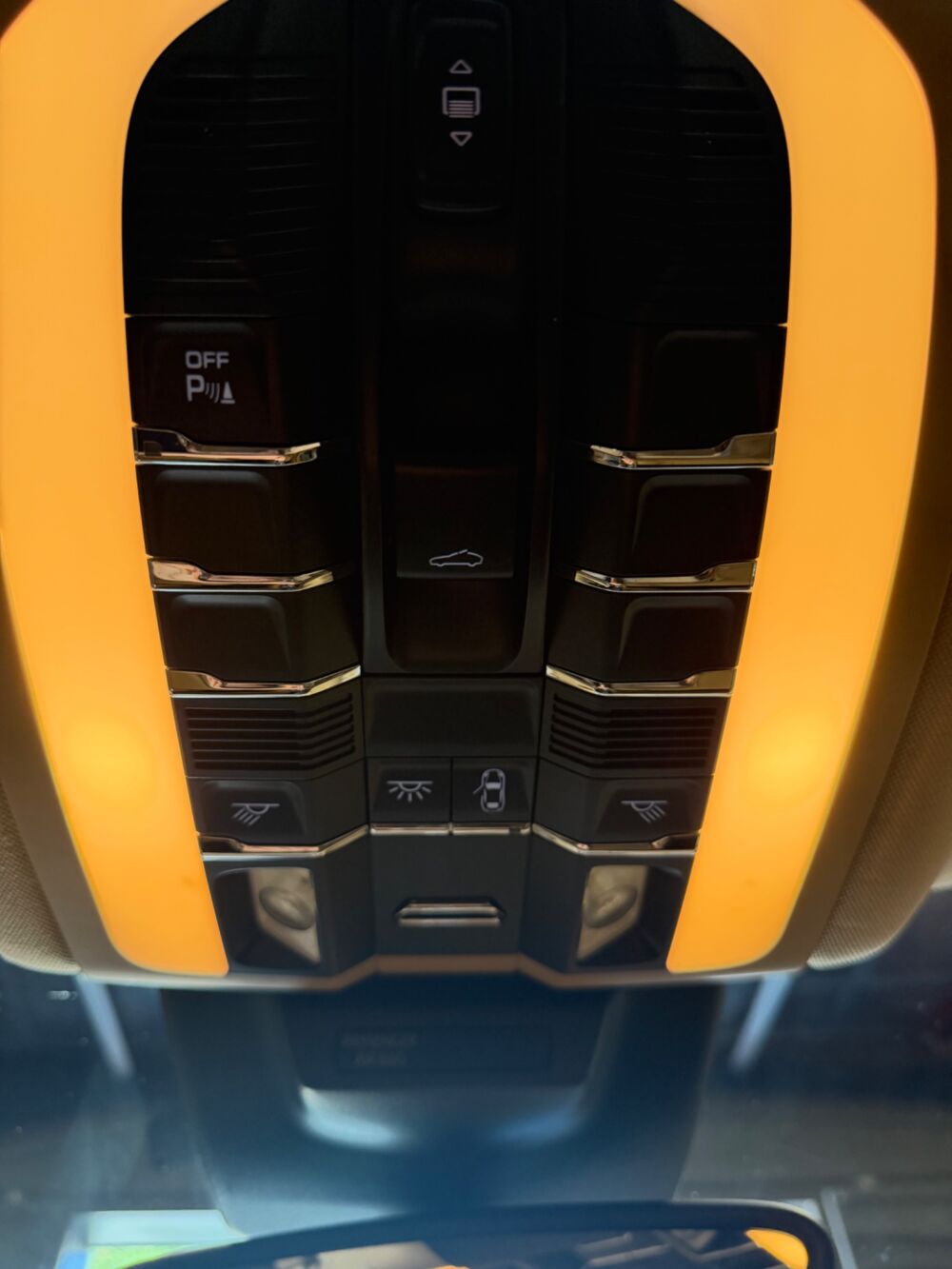 Macan 3.0 DIESEL 260Ch S PDK BVA SIEGES CHAUFFANT / TOIT OUVRANT 2014 occasion 24750 Tr&eacute;lissac