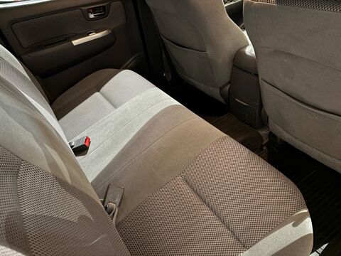 Hilux DOUBLE CABINE 2.5 D4D 145ch LEGENDE - ENTRETIEN TOYOTA 2012 occasion 81990 Puygouzon