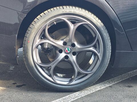 Giulia 2.2 JTDM 210ch VELOCE Q4 BVA8 2017 occasion 17100 Saintes