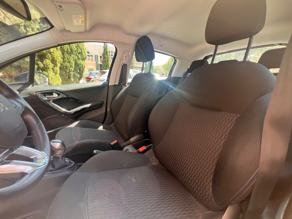 208 GENERATION-I 1.2 82CH SIGNATURE *CAMERA DE RECUL*ENTRETIEN C 2019 occasion 13009 Marseille