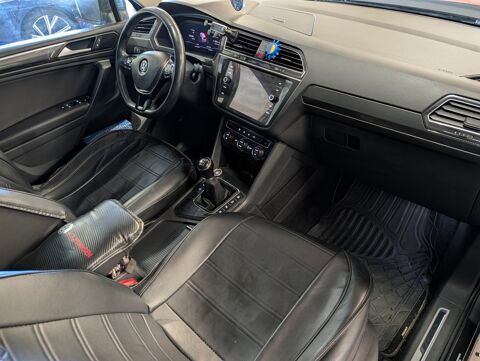 Tiguan 2.0 TDI 150CH R-LINE - TOIT OUVRANT - CAMERA 360 - ATTELAGE 2019 occasion 69400 Arnas