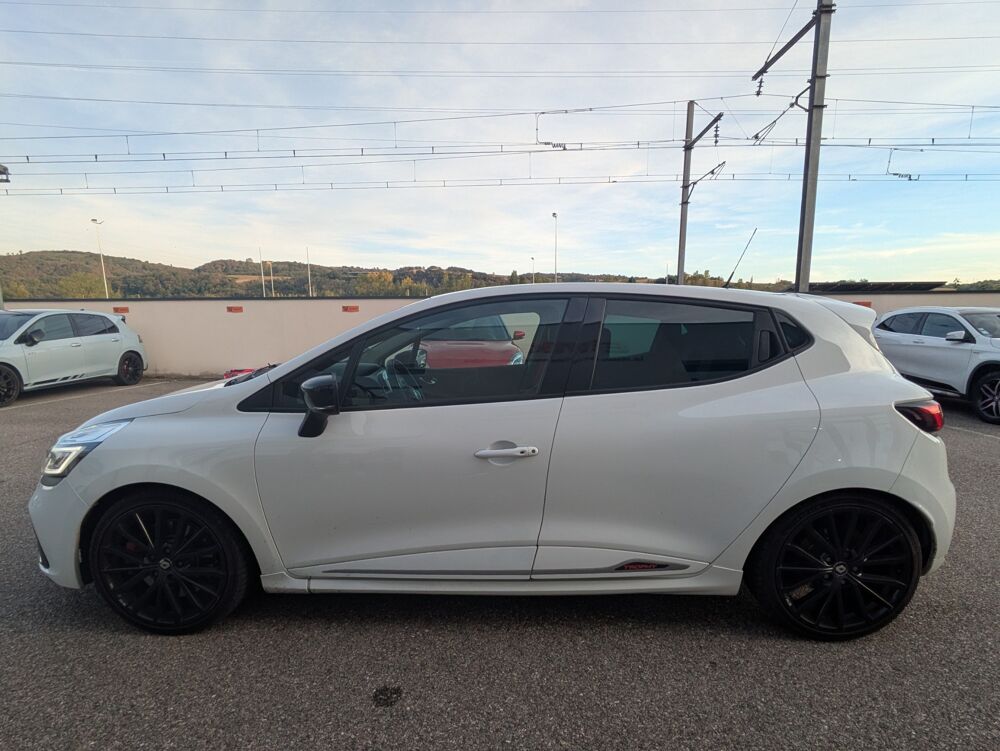 Clio 4 RS Trophy 1.6 Turbo 220 ch / Cam&eacute;ra / Akrapovic / Cuir / R 2017 occasion 69420 Ampuis