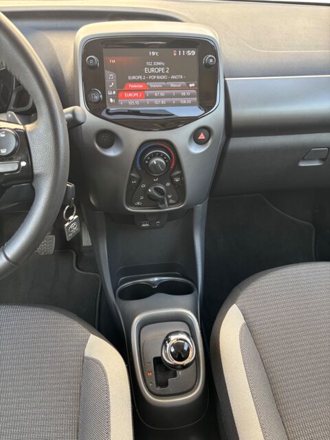 Aygo 1.0 VVTI 72CH X-PLAY X-SHIFT BVA - 1ERE MAIN - SUIVI COMPLET 2021 occasion 57600 Forbach