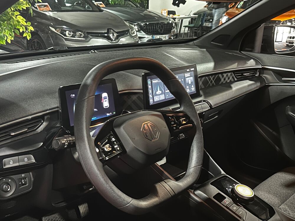 MG3 1.5 195 CH HYBRID-PLUS COMFORT BVA / CARPLAY / REGUL ADAPTA 2024 occasion 29000 Quimper