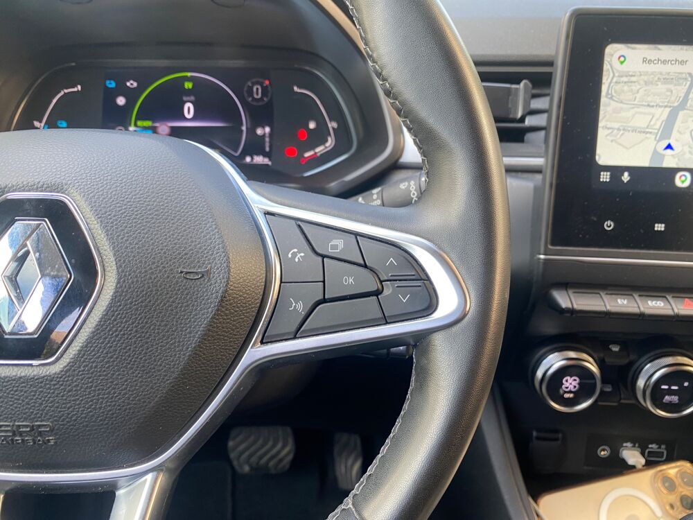 Captur 1.6 E-TECH 145CH HYBRID 1.2KWH *CARPLAY*RADAR AR*REGULATEUR 2023 occasion 13009 Marseille