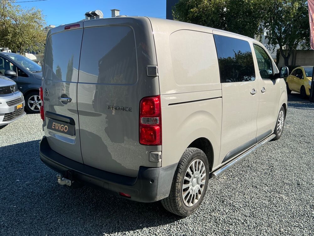 Proace 2.0 D4D 177 CH L2 DYNAMIC BVA CABINE APPROFONDIE / ATTELAGE 2019 occasion 17000 La Rochelle