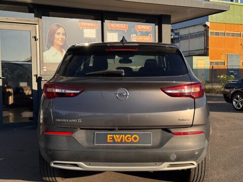 Grandland x 1.2 130Ch - ULTIMATE BVA8 - CARPLAY - SI&Egrave;GES CHAUFFANTS - EN 2019 occasion 26000 Valence