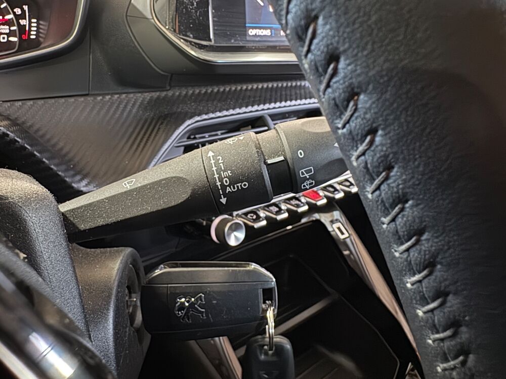 2008 1.5 BLUEHDI 110 CH ACTIVE BUSINESS / RADARS ARR / CARPLAY 2021 occasion 29000 Quimper