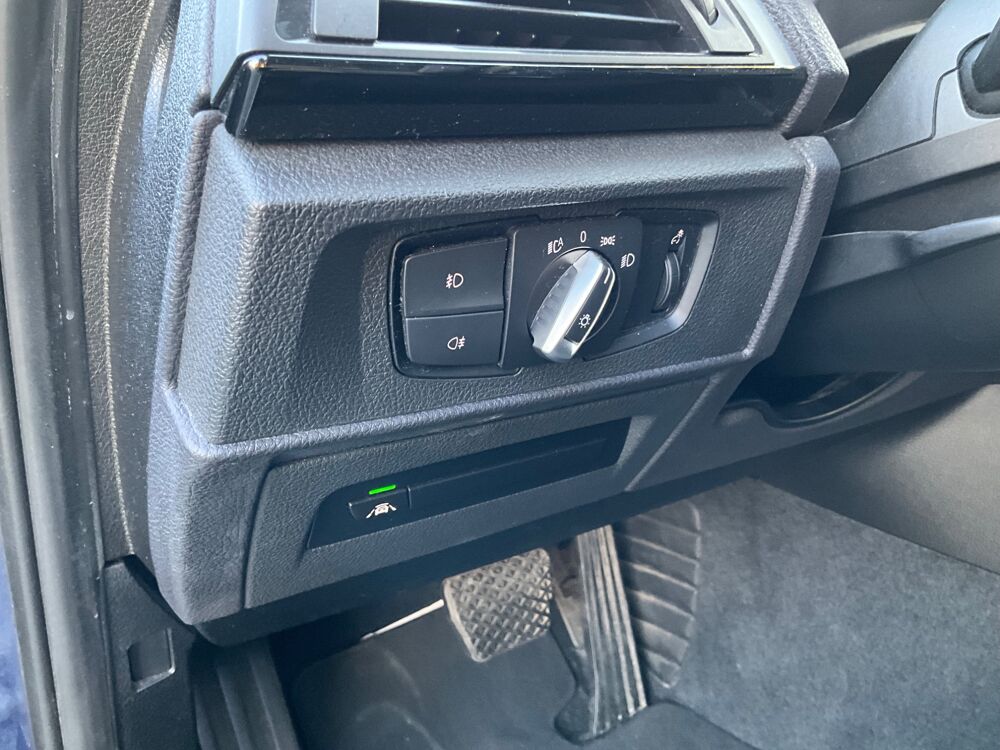 S&eacute;rie 1 2.0 118D 150cv SPORT BVA ENTRETIEN BMW 2017-2022 / TO/ HARMA 2016 occasion 17000 La Rochelle