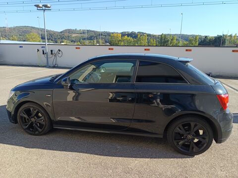 A1 1.4 TFSI 185ch S-LINE S-TRONIC SIEGES F1/ TOIT OUVRANT/BOSE 2011 occasion 69420 Ampuis