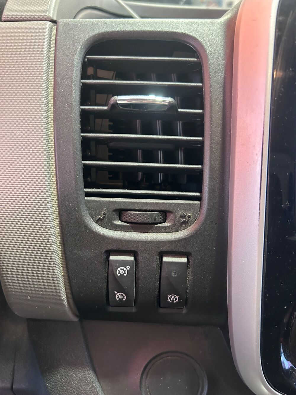 Trafic FOURGON 1.6 DCI 145 CH 1T0 L1H1 ENERGY CONFORT / CHAINE DIST 2018 occasion 47000 Agen