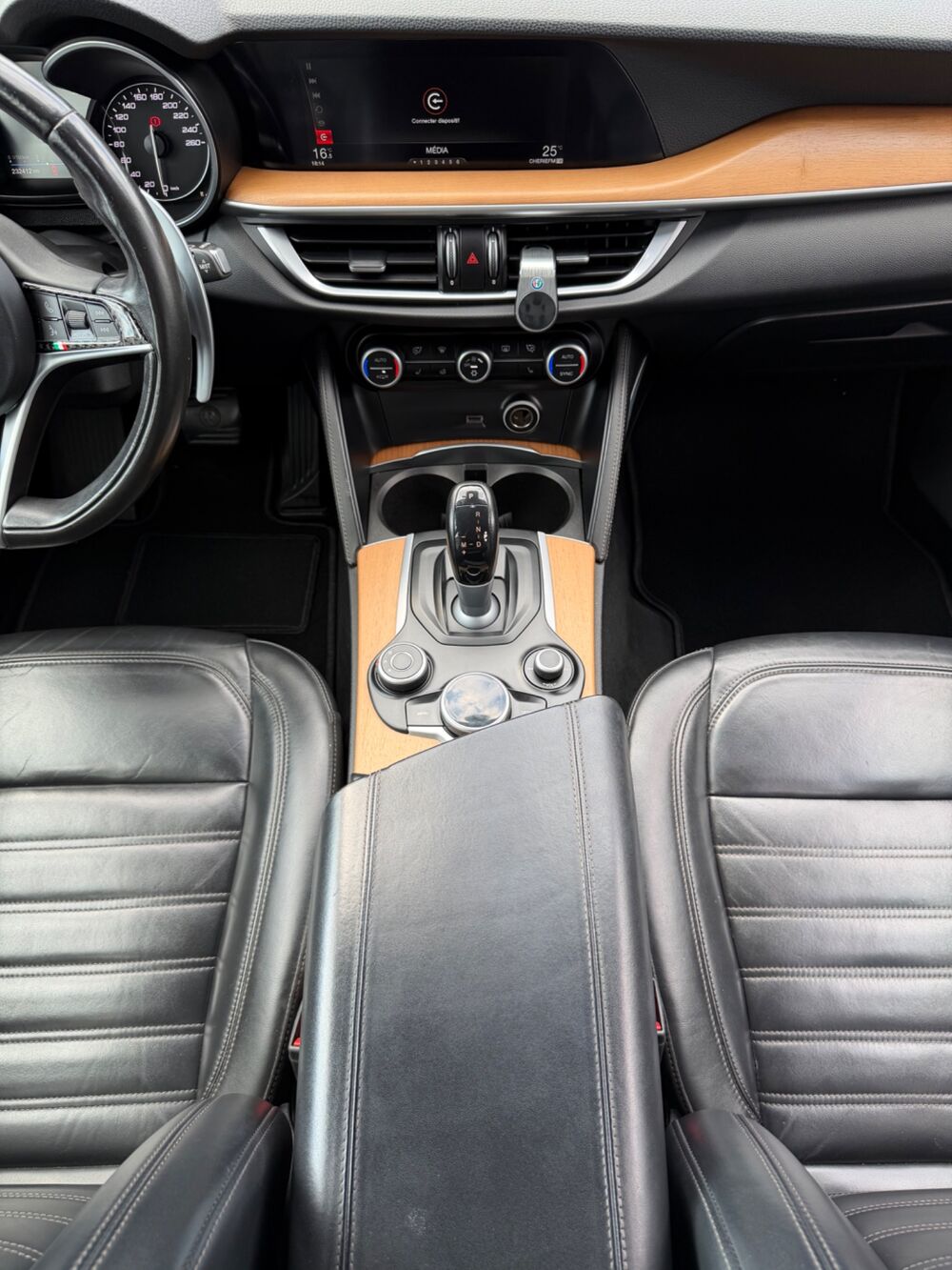 Stelvio 2.2 D 210 CH LUSSO Q4 BVA COURROIE DE DISTRIBUTION OK / CAM&Eacute; 2017 occasion 40000 Mont-de-Marsan