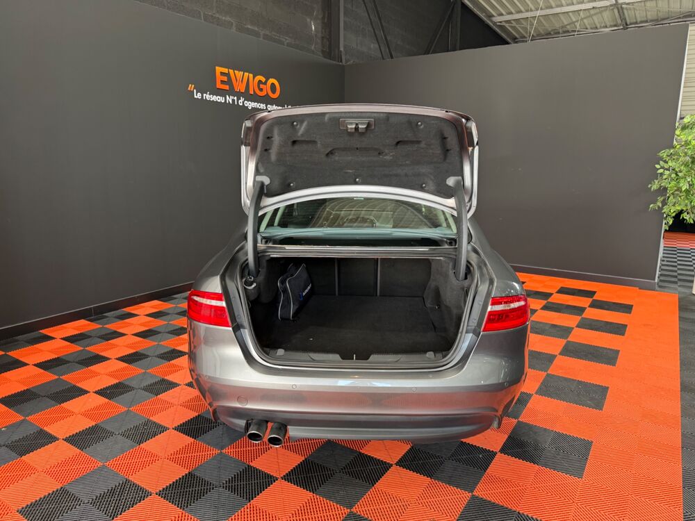 XE 2.0 D 180 PRESTIGE BVA / CAM&Eacute;RA DE RECUL 2018 occasion 29000 Quimper