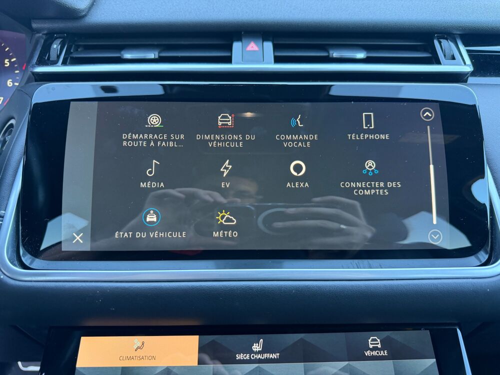 Range rover velar 2.0 P400E 404 ch PHEV SE R-DYNAMIC 4WD - 1&Egrave;RE MAIN 2023 occasion 65290 Juillan