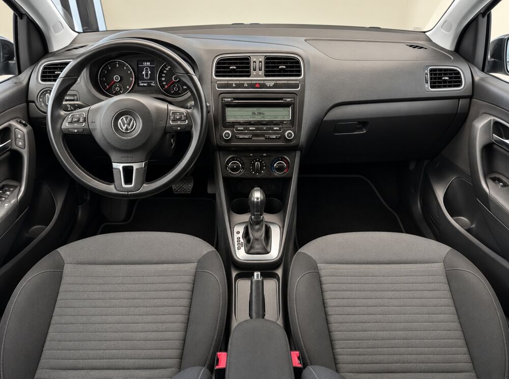 Polo 1.6 TDI 90 CONFORT LINE DSG BVA 2010 occasion 26000 Valence