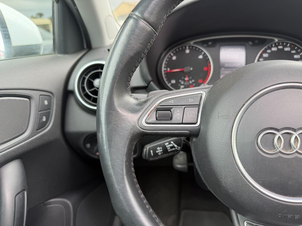 A1 1.6 TDI 116ch Business line 5 Portes S tronic 7 BVA / Toit O 2017 occasion 64122 Urrugne