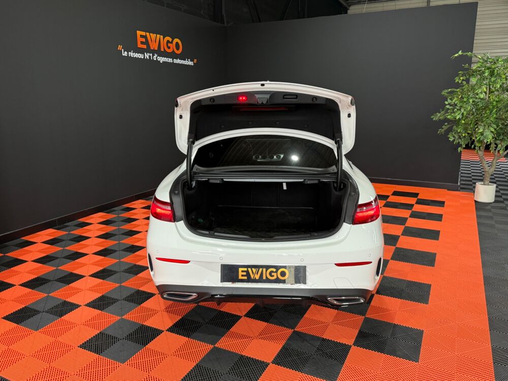 Classe E COUPE 2.0 220 D 195 AMG LINE 9G-TRONIC/SUIVI CONSTRUCTEUR/CA 2018 occasion 29000 Quimper