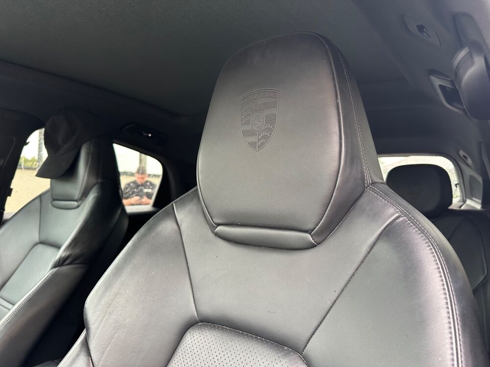 Cayenne COUPE 3.0 E-HYBRID 462H 340ch PHEV 14.1KWH PLATINUM EDITION 2021 occasion 69420 Ampuis