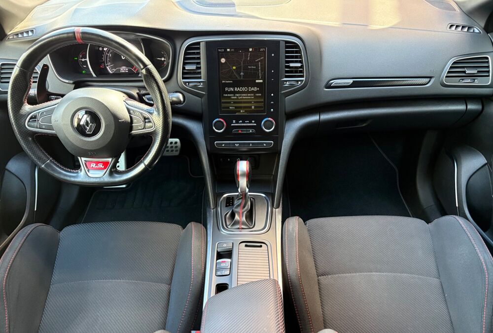 M&eacute;gane 1.8 280 RS EDC BVA - GARANTIE 6 MOIS MIN 2018 occasion 69150 D&eacute;cines-Charpieu
