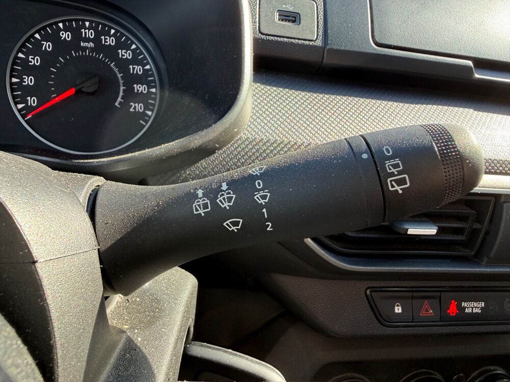 Sandero 1.0 SCE 65Ch ACCESS - REGULATEUR DE VITESSE - RADIO - CLIMA 2023 occasion 27000 &Eacute;vreux