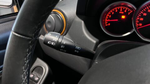 Duster EXPLORER 1.5 DCI 110 4X2 EDC BVA BLEU COSMOS - ATTELAGE - S 2017 occasion 33610 Cestas