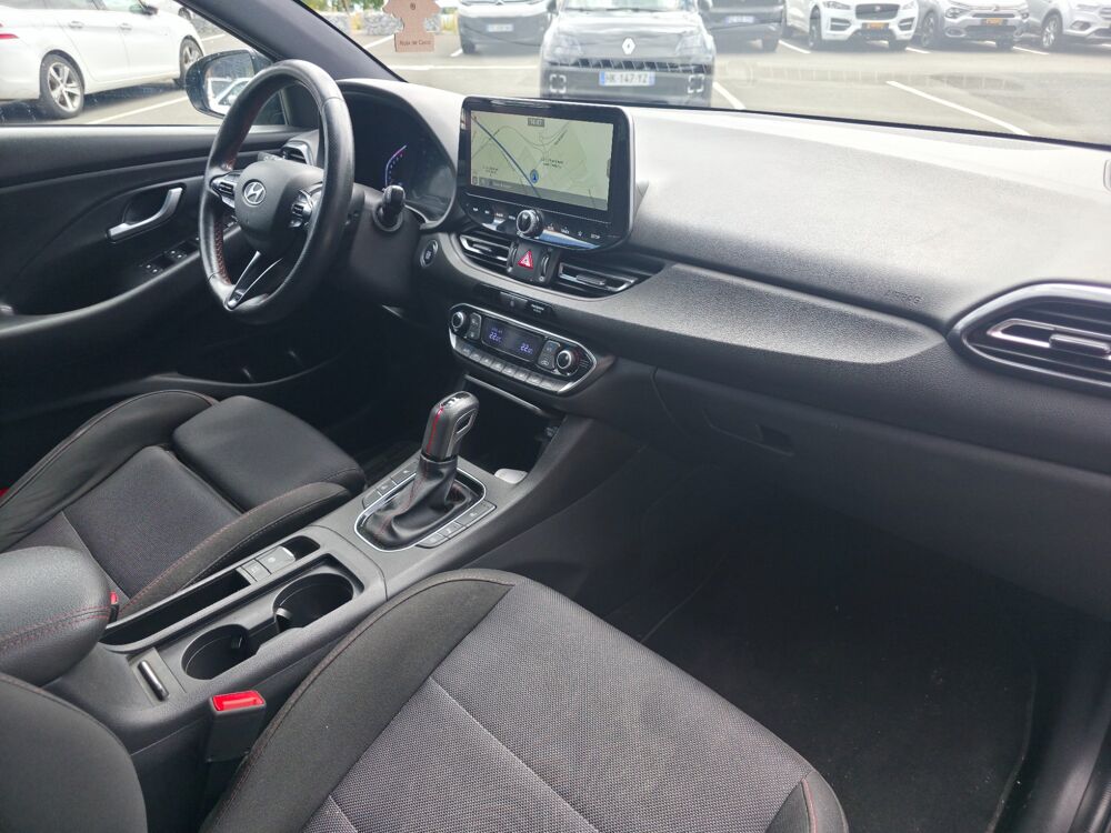 i30 1.0 T-GDI 120 N-LINE DCT BVA7 / CAMERA DE RECUL / CARPLAY / 2022 occasion 17100 Saintes