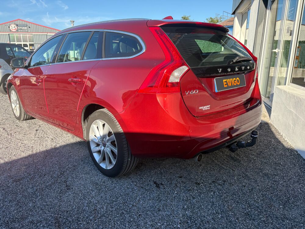 V60 2.0 D2 120ch X&Eacute;NIUM GEARTRONIC BVA 6 / ENTRETIEN CONSTRUCTEU 2016 occasion 64122 Urrugne