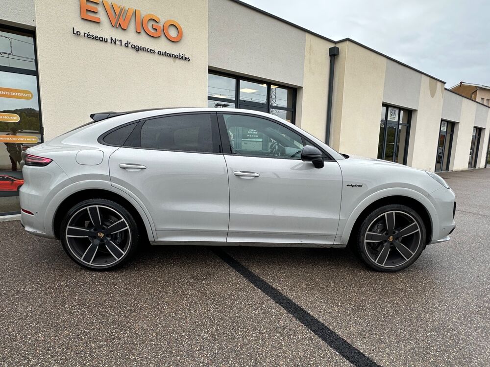 Cayenne COUPE 3.0 E-HYBRID 462H 340ch PHEV 14.1KWH PLATINUM EDITION 2021 occasion 69420 Ampuis