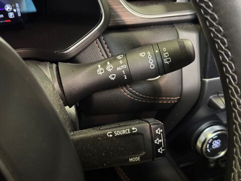Captur 1.3 TCE 160 HYBRID ICONIC TOIT OUVRANT/ GRAND ECRAN/ CAMERA 2022 occasion 78125 Gazeran