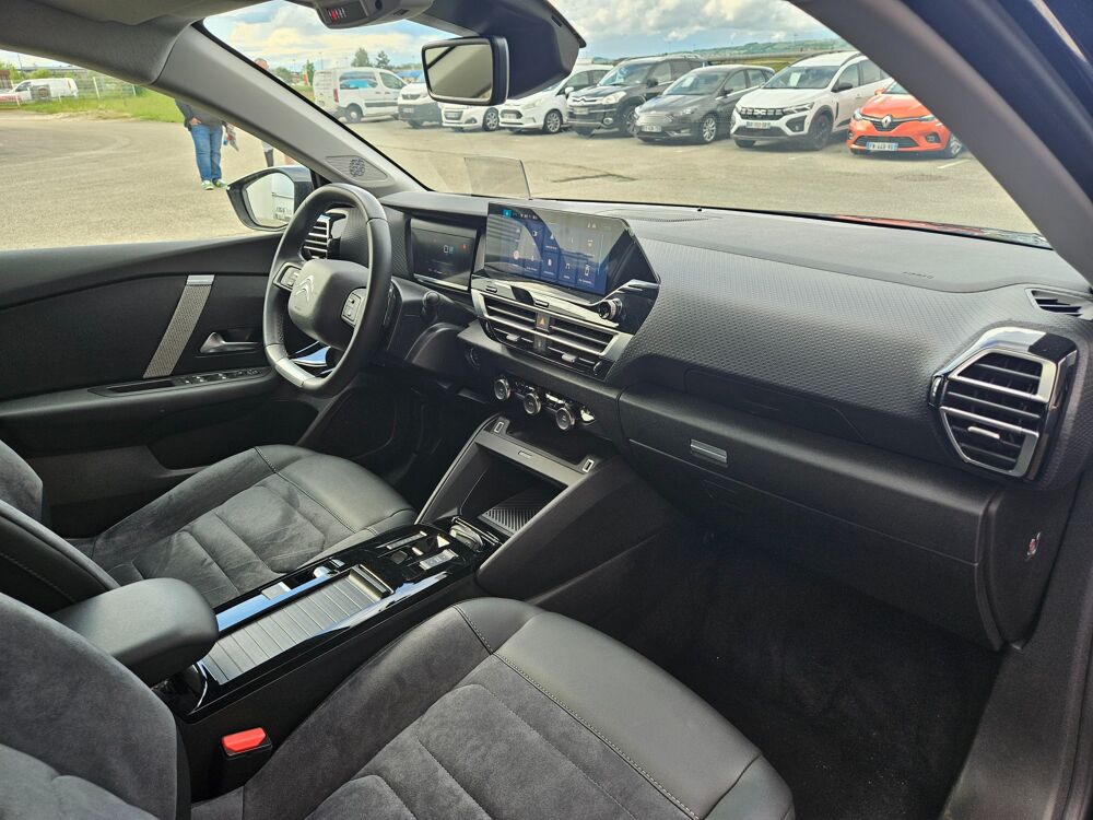 C4 1.2 135 MHEV HYBRID BUSINESS E-DCS6 BVA START-STOP 2024 occasion 38590 Saint-&Eacute;tienne-de-Saint-Geoirs