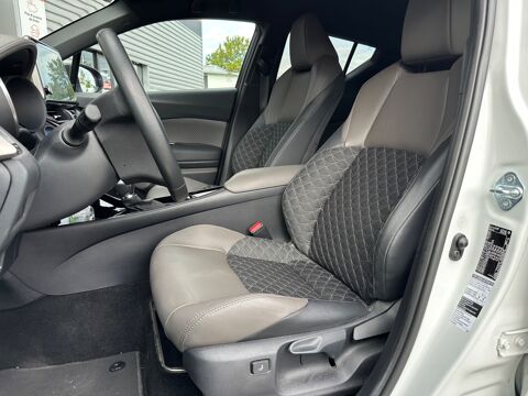 C-HR 1.8 HSD 122 CH FULL-HYBRID DISTINCTIVE 4X2 E-CVT / CAM&Eacute;RA / 2022 occasion 47000 Agen