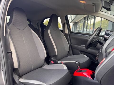 Aygo 1.0 VVTI 70 X-Play X-Shift / CAMERA DE RECUL / CARPLAY / CLI 2021 occasion 26000 Valence