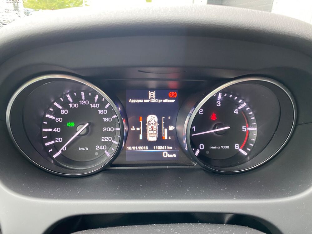 Discovery 2L 150ch SPORT SE / CAMERA DE RECUL / ATTELAGE / SIEGES AV C 2016 occasion 38420 Le Versoud