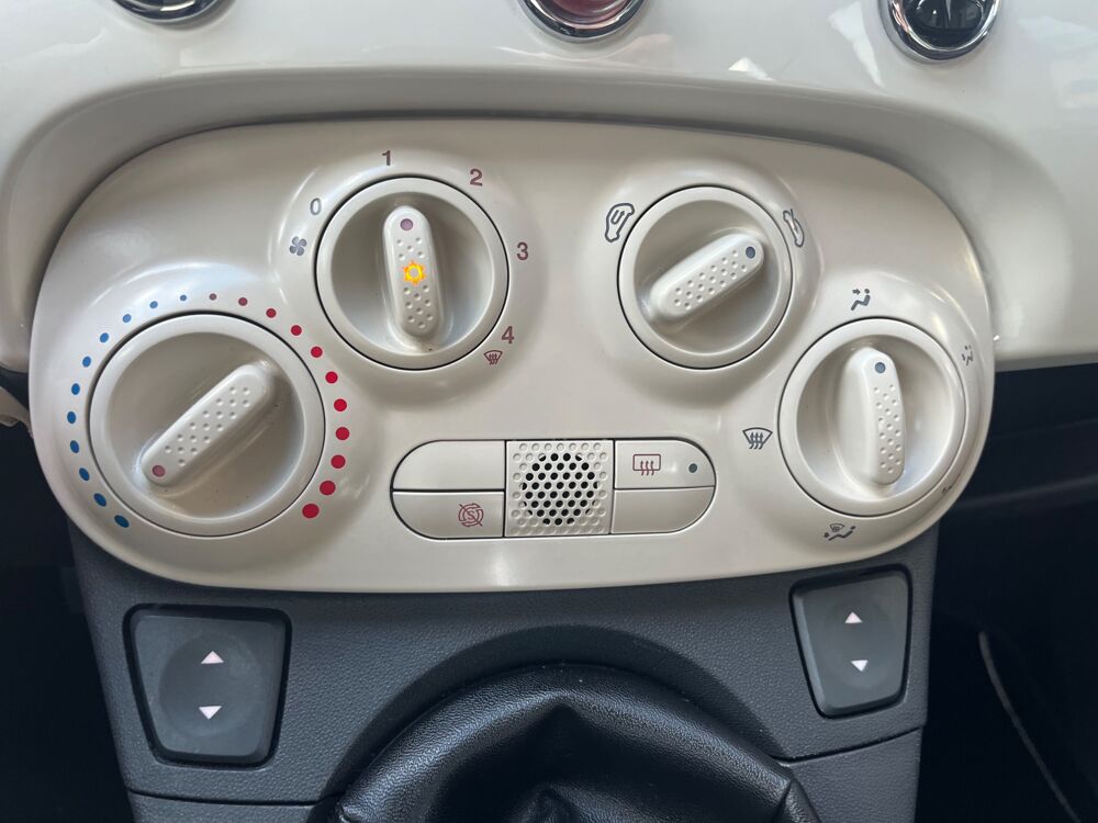500 1.2 L 70ch RADAR DE RECUL 2014 occasion 38420 Le Versoud