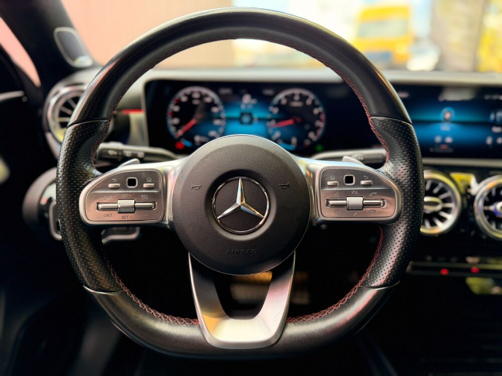 Classe A 200 163Ch AMG LINE PREMIUM - SUIVI MERCEDES - TOIT OUVRANT - 2020 occasion 76150 Saint-Jean-du-Cardonnay