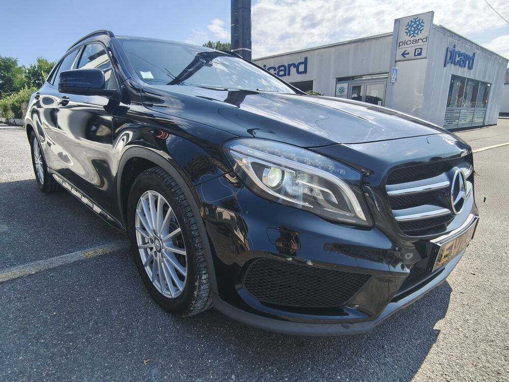 Classe GLA 2.2 220 D 175 CH FASCINATION PACK SPORT AMG 4MATIC 7G-DCT BV 2017 occasion 40000 Mont-de-Marsan