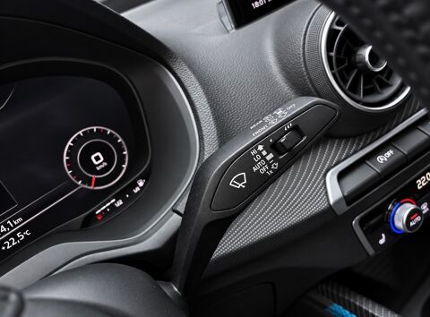 Q2 1.6 30 TDI 115Ch DESIGN LUXE S-TRONIC BVA – VIRTUAL COCKPIT 2019 occasion 33320 Eysines